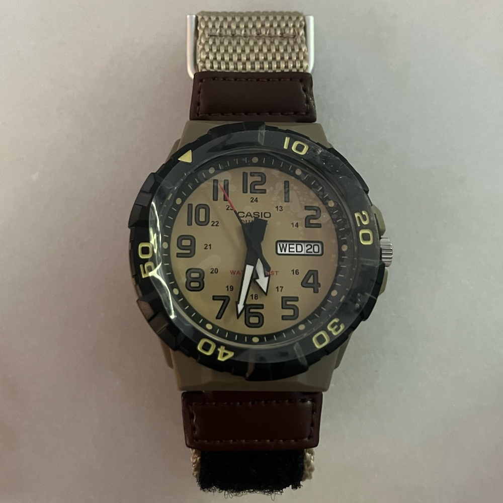 Casio Quartz Analog Watch